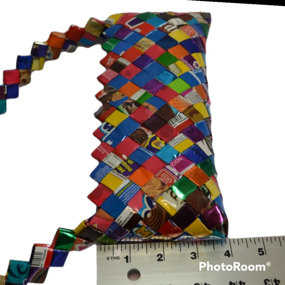 Like new Candy Wrapper purse. Recycled candy/gum wrapper - Picture 13 of 15